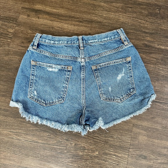 Free People Distressed Denim Cutoff Shorts Size 28 | Frayed Hem Festival Boho - Picture 4 of 7